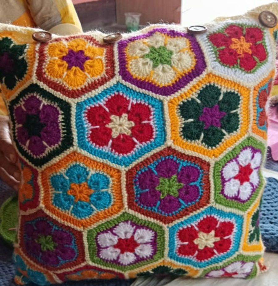 African flower Pillow Cover